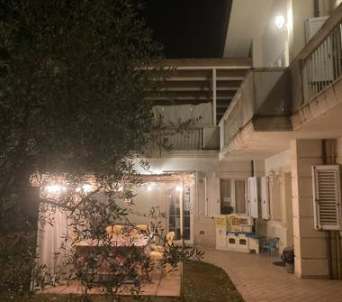 Villa in vendita a Montelabbate (Pesaro e Urbino), Via Ripe 108