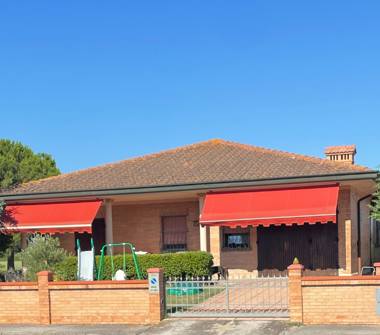 Villa in vendita a Ostellato (Ferrara), Via Giusberti 1