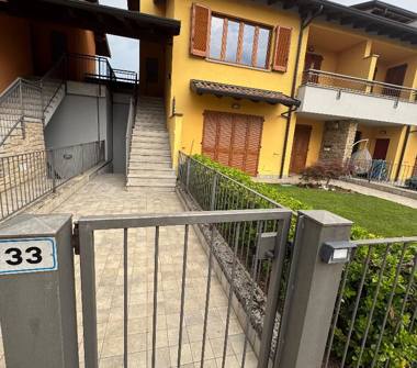 Quadrilocale in vendita a Osio Sotto (Bergamo), Via Gianpaolo Petrocchi 33