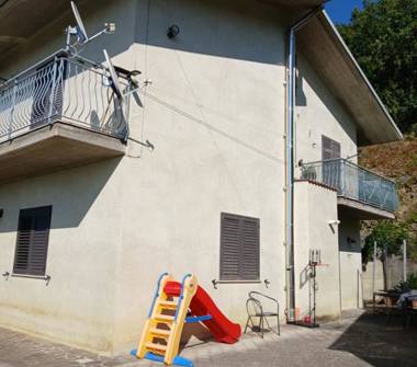 Casa indipendente in vendita a Picerno (Potenza), Strada Costa Vernicocca 2