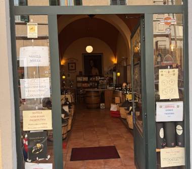 Negozio in vendita a Firenze, Zona Firenze Nova, Via Aretina 44 r