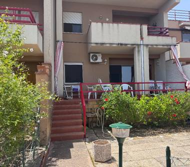 Villetta a schiera in affitto a Altavilla Milicia, Frazione Sperone, Via delle Oleandre 5