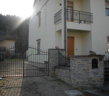 Casa indipendente in vendita a Bagno di Romagna, Frazione Valgianna