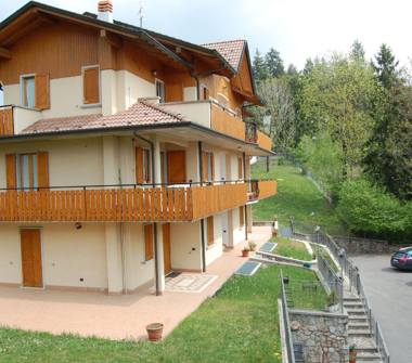 Trilocale in affitto a Selvino (Bergamo), Corso Milano 84