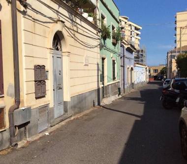 Bilocale in affitto a Catania, Zona Ognina, Via Ciompi 11