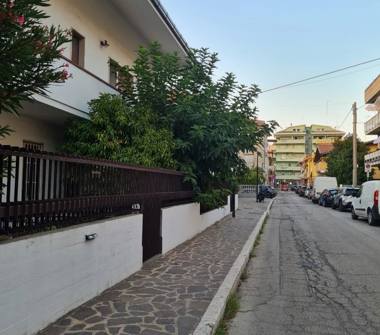 Quadrilocale in vendita a Montesilvano, Frazione Case Di Pietro, Via Benedetto Croce 46