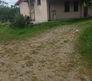 Casa indipendente in affitto a Poppi (Arezzo)