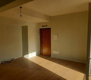 Trilocale in vendita a Firenze, Zona Legnaia