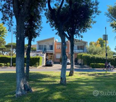 Appartamento in vendita a Roma, Zona Casalpalocco