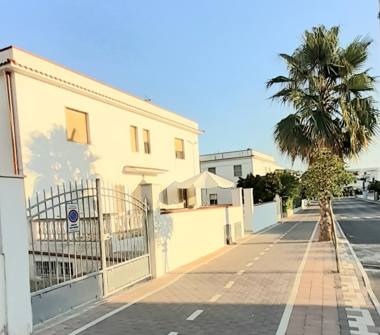 Appartamento in vendita a Rodi Garganico (Foggia), Viale degli Oleandri 27