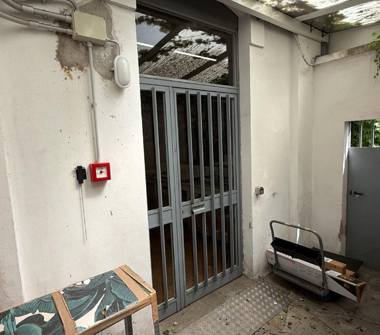 Magazzino in affitto a Seregno (Monza e Brianza), Via Montello 45/a