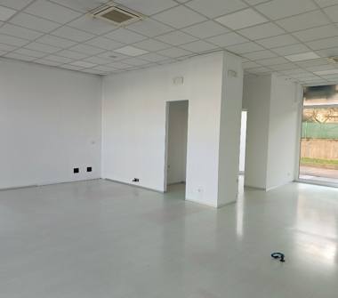 Ufficio in affitto a Maniago (Pordenone)