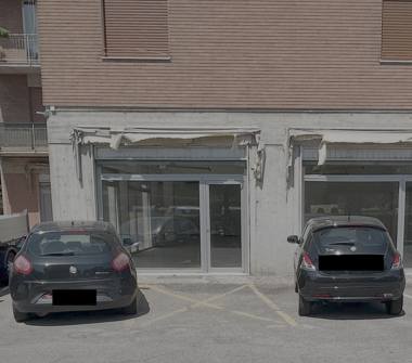 Negozio in affitto a Rubiera (Reggio Emilia), Viale Giacomo Matteotti 15b
