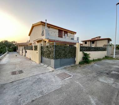 Casa indipendente in vendita a Carbonia (Sud Sardegna)