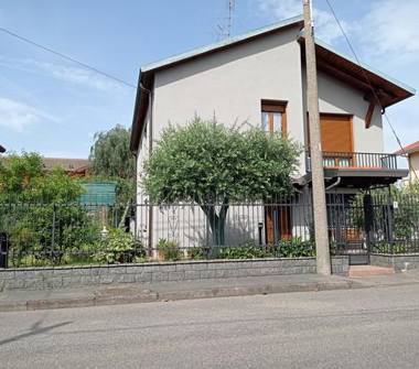 Quadrilocale in affitto a San Giorgio su Legnano (Milano), Via Adige 8