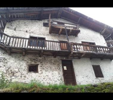 Rustico/Casale in vendita a Alleghe (Belluno), Via Casaril 1
