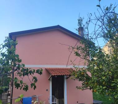 Casa indipendente in vendita a Trecchina (Potenza), Frazione Parrutta 20