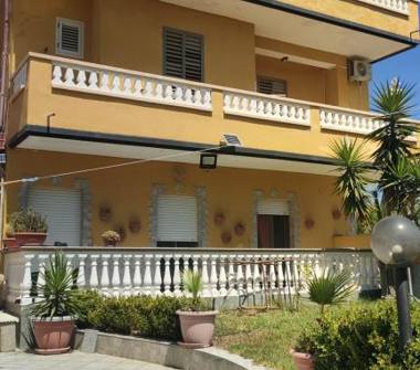 Villa in vendita a Sellia Marina (Catanzaro), Via delle Dalie 13