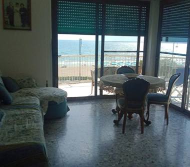 Appartamento in affitto a Minturno, Frazione Marina Di Minturno, Lungomare Nazario Sauro 315