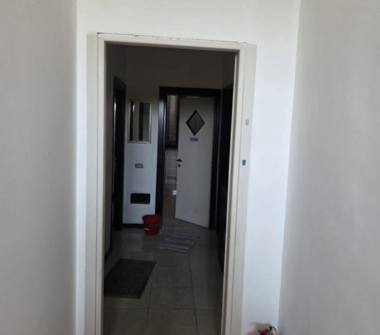 Affitto Stanza Singola a Carugo (Como), Via Giuseppe Garibaldi 34