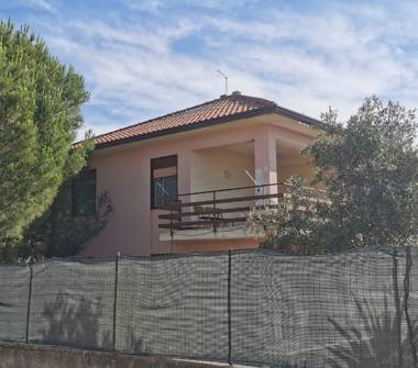 Trilocale in affitto a Augusta, Frazione Agnone Bagni, Via Venere 50
