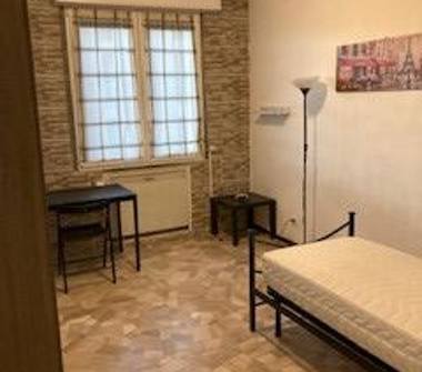 Affitto Stanza Singola a Bologna, Zona Lame, Piazza Manfredi Azzarita 1