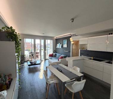 Trilocale in vendita a Milano, Zona Maciachini, Via Valassina 29