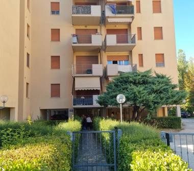 Trilocale in vendita a Ravenna, Zona Lido Adriano, viale Ariosto 21