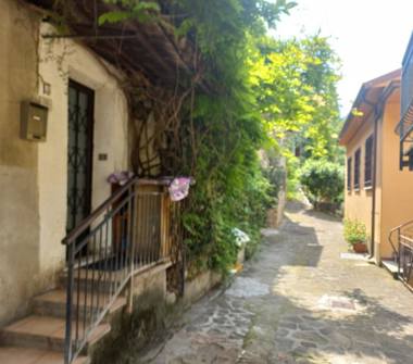 Casa indipendente in vendita a Colli Verdi, Frazione Pometo, Via Principale 56