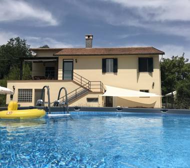 Villa in vendita a Torre San Patrizio (Fermo), Contrada Chiaro 11