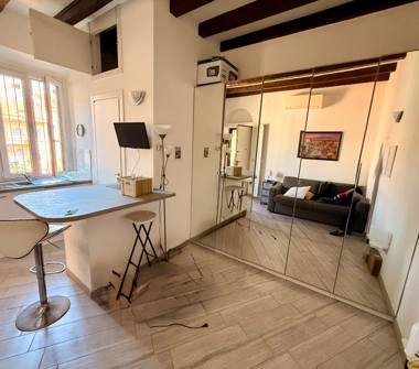 Monolocale in affitto a Milano, Zona De Angeli, Via Carlo Ravizza 6