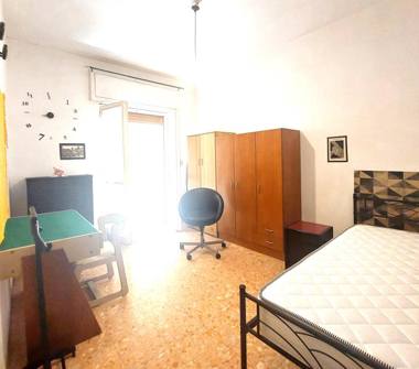 Bilocale in affitto a Napoli, Zona Corso Umberto