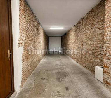 Garage/Auto silos in vendita a Vicenza, Zona Centro Storico