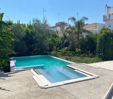 Casa indipendente in vendita a Lecce (Lecce), Via Fulcignano Casale 18