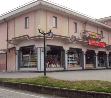 Negozio in affitto a Gattinara (Vercelli), Corso Giuseppe Garibaldi 177