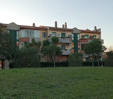 Trilocale in vendita a Rosignano Marittimo, Frazione Castiglioncello, Via Sergio Tofano 3