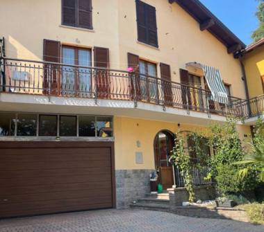 Porzione di casa in vendita a Viganò (Lecco), Via Risorgimento 16