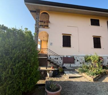 Appartamento in vendita a Gropparello (Piacenza)