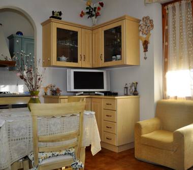 Appartamento in vendita a Rosora, Frazione Angeli