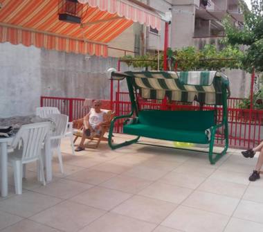 Quadrilocale in vendita a Falconara Albanese, Frazione Torremezzo