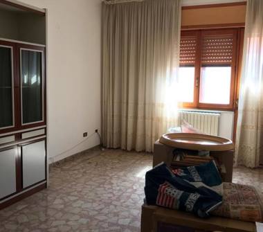 Palazzo/Stabile in vendita a San Giovanni in Fiore (Cosenza)