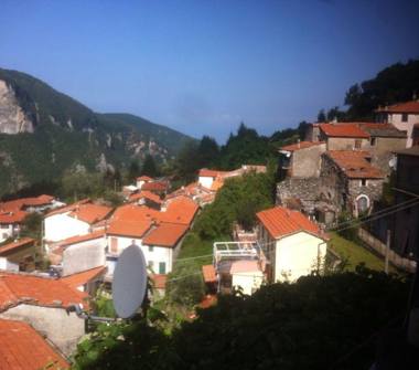 Rustico/Casale in vendita a Fivizzano, Frazione Vinca