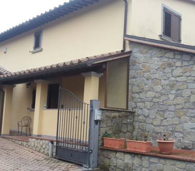 Villa in vendita a Arezzo, Frazione Tregozzano