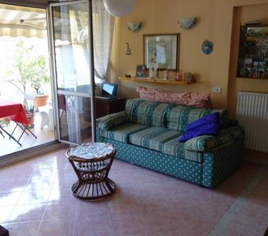 Appartamento in vendita a Genova, Zona Pra