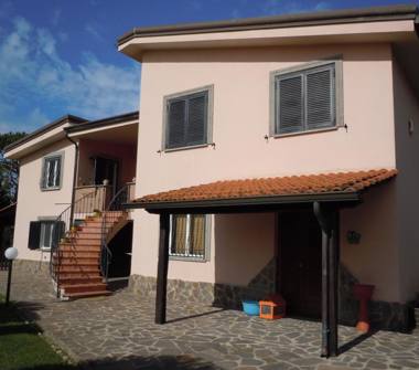 Villa in vendita a Fiumicino, Frazione Isola Sacra