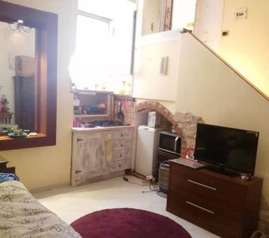 Monolocale in vendita a Roma, Zona San Giovanni