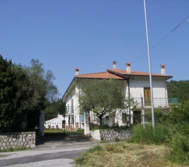 Villa in vendita a Vallemaio (Frosinone)