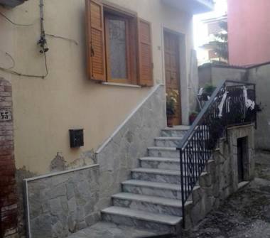 Casa indipendente in vendita a Candida (Avellino)