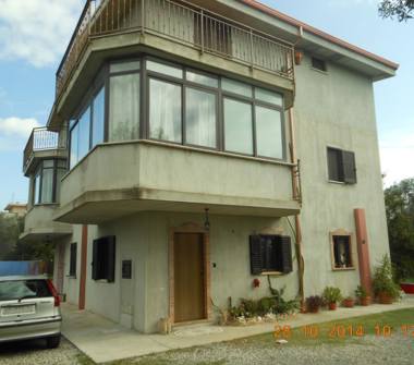 Casa indipendente in vendita a Ardore, Frazione Ardore Marina