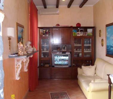 Casa indipendente in vendita a Acireale, Frazione Santa Maria Degli Ammalati